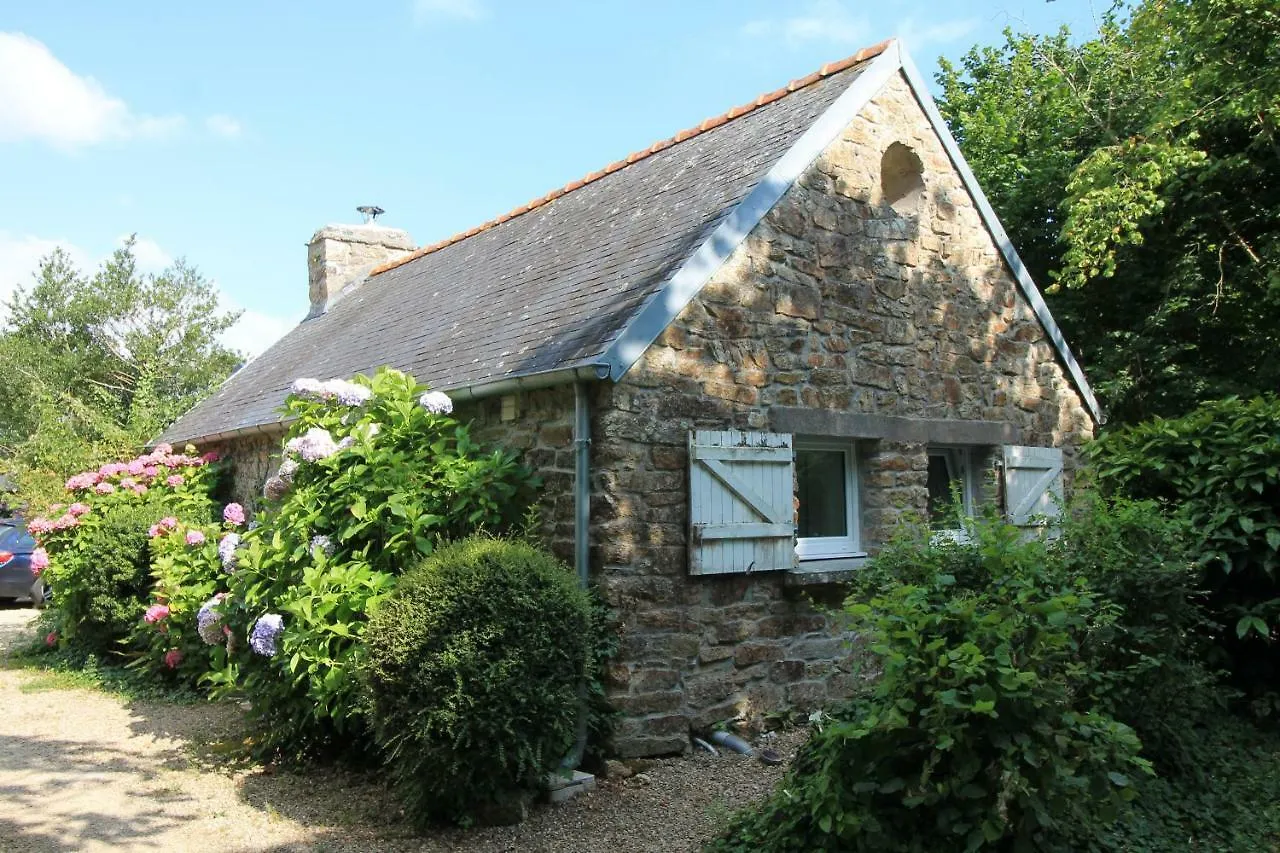 Breizh Sweet Home Peumerit 0*,